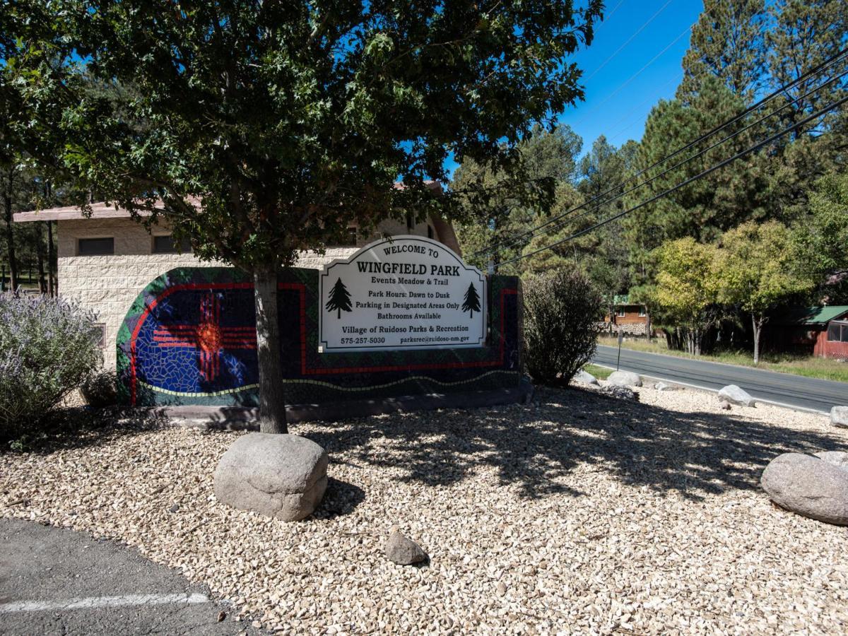 Destiny Cabin, 2 Bedrooms, Fireplace, Midtown, Sleeps 7 Ruidoso Exterior photo