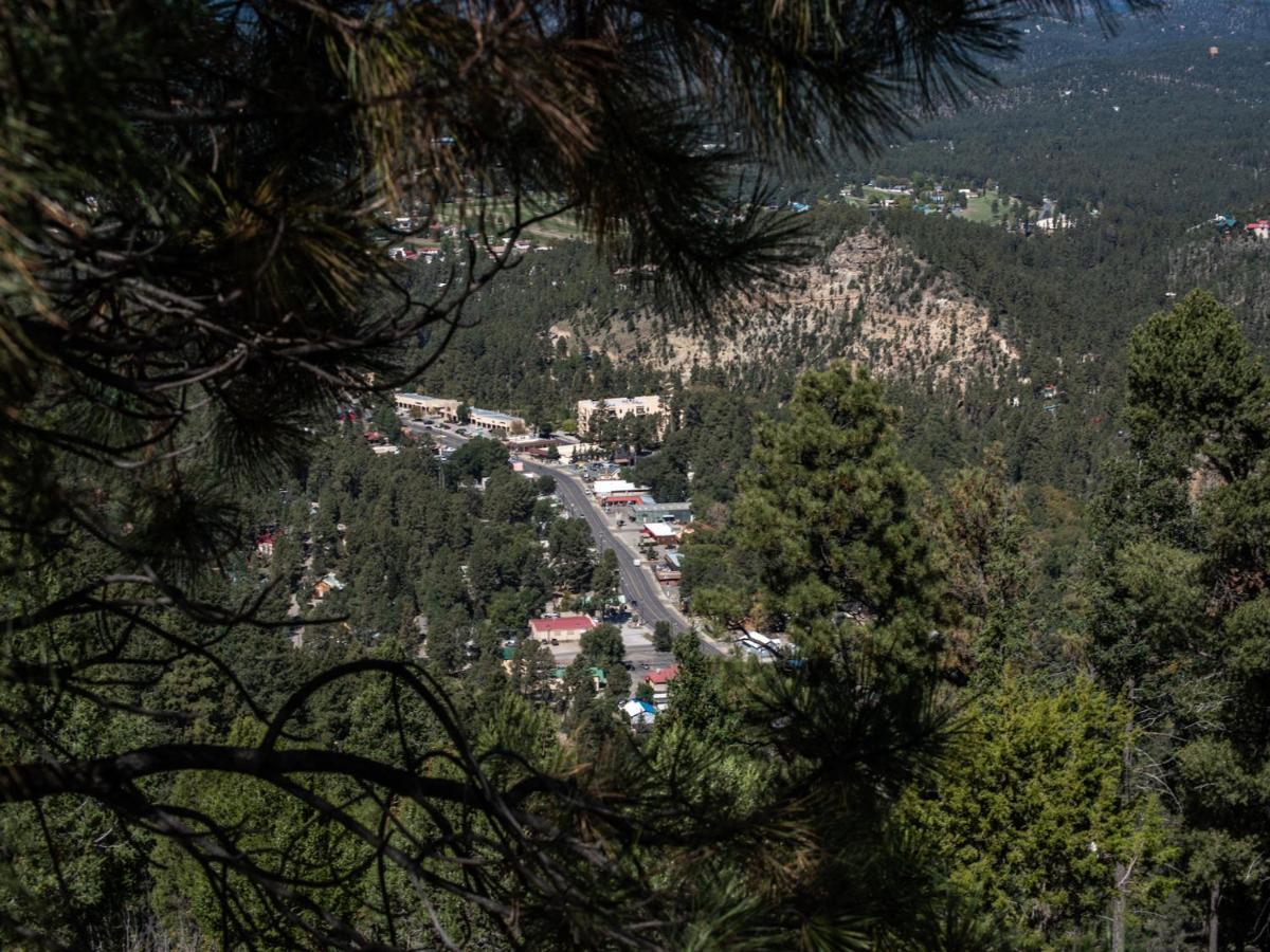 Destiny Cabin, 2 Bedrooms, Fireplace, Midtown, Sleeps 7 Ruidoso Exterior photo