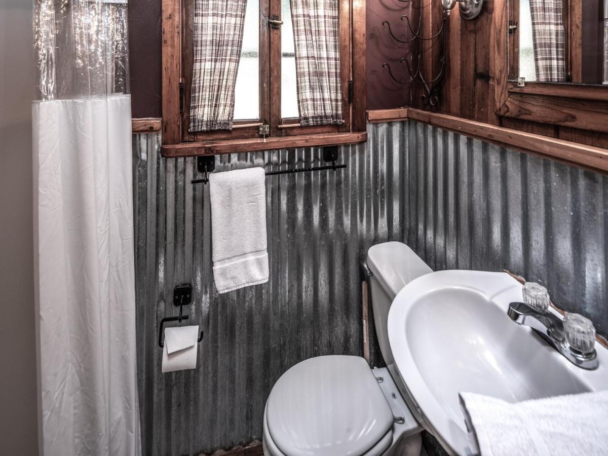 Destiny Cabin, 2 Bedrooms, Fireplace, Midtown, Sleeps 7 Ruidoso Exterior photo