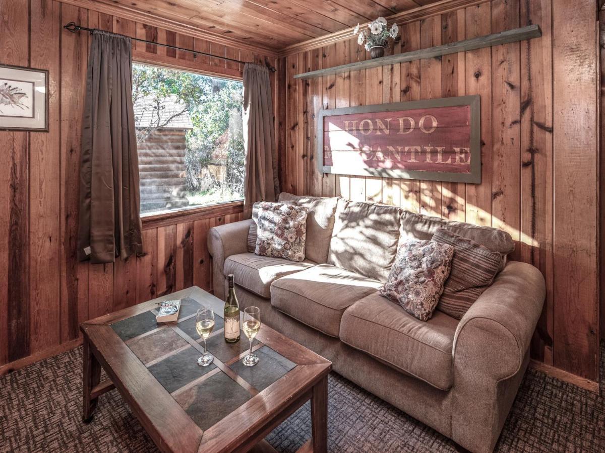 Destiny Cabin, 2 Bedrooms, Fireplace, Midtown, Sleeps 7 Ruidoso Exterior photo